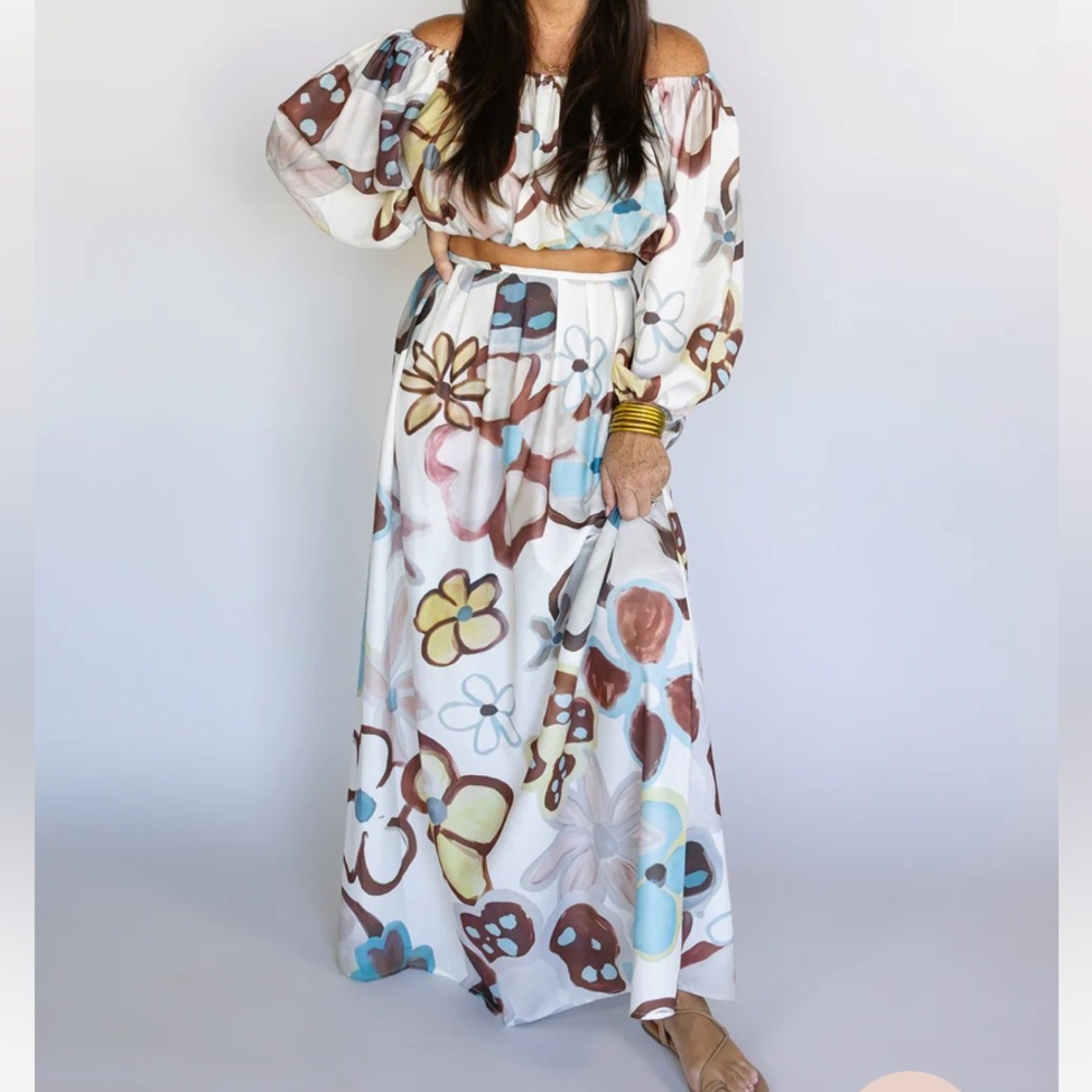 NWOT Fig & Willow boutique Floral Off-Shoulder Maxi skirt with crop top set